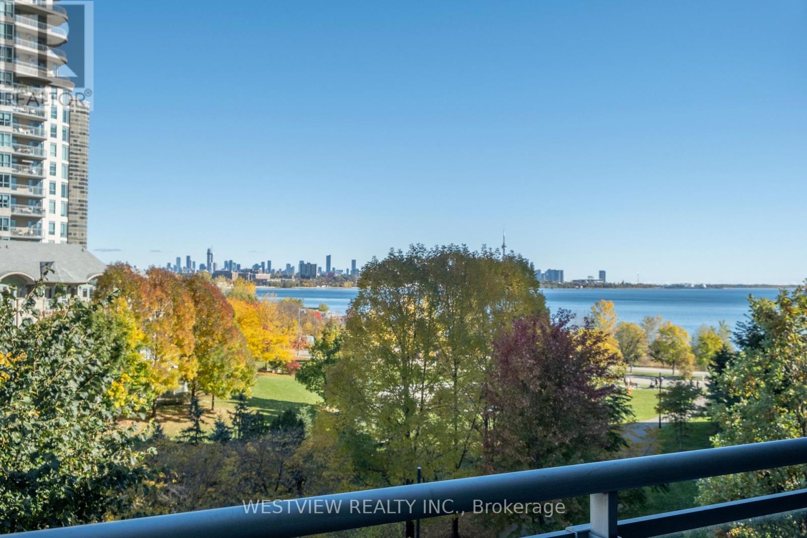 413 - 2119 Lake Shore Boulevard W, Toronto, Ontario  M8V 4E8 - Photo 3 - W12485222