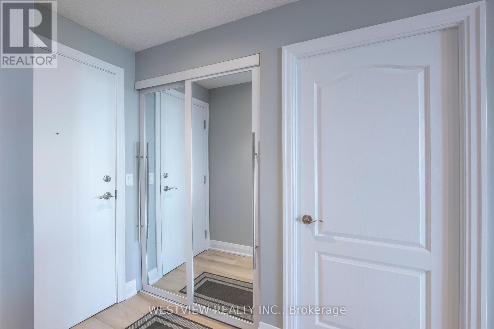 413 - 2119 Lake Shore Boulevard W, Toronto, Ontario  M8V 4E8 - Photo 31 - W12485222