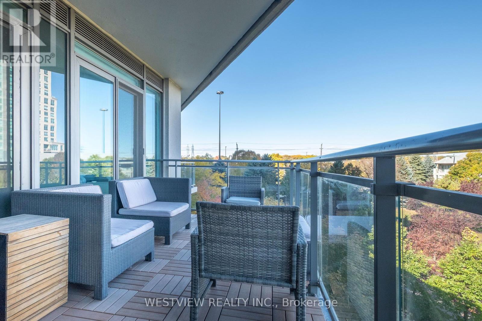 413 - 2119 Lake Shore Boulevard W, Toronto, Ontario  M8V 4E8 - Photo 7 - W12485222