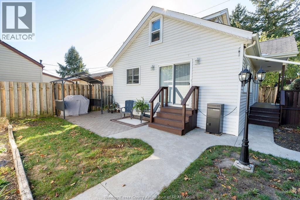 1701 Cadillac, Windsor, Ontario