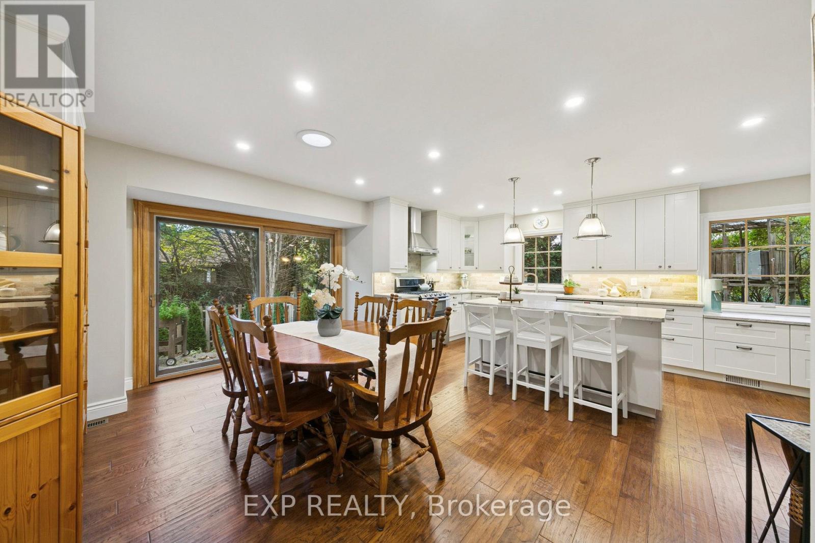 2565 Claymore Crescent, Mississauga, Ontario  L5C 3A2 - Photo 13 - W12485232