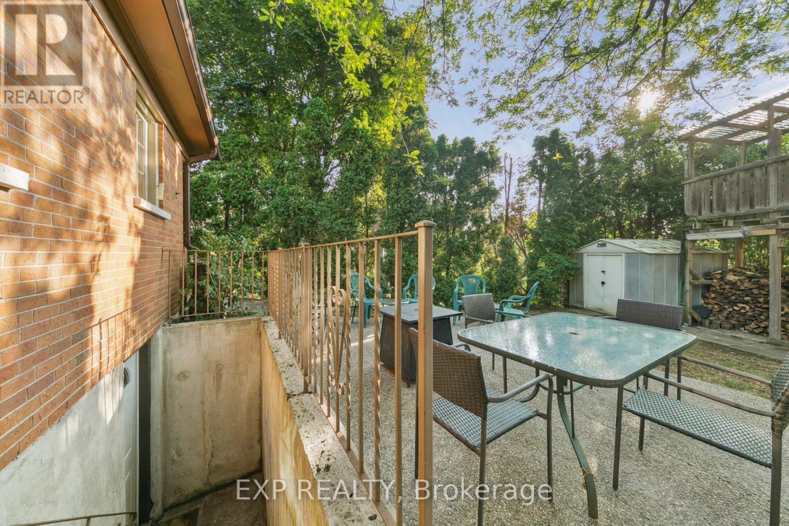 2565 Claymore Crescent, Mississauga, Ontario  L5C 3A2 - Photo 43 - W12485232