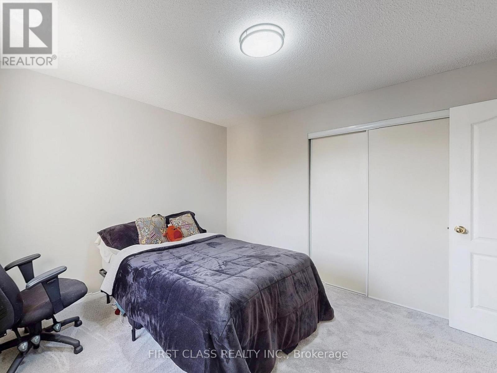 73 Porchlight Road, Brampton, Ontario  L6X 4S1 - Photo 21 - W12485243