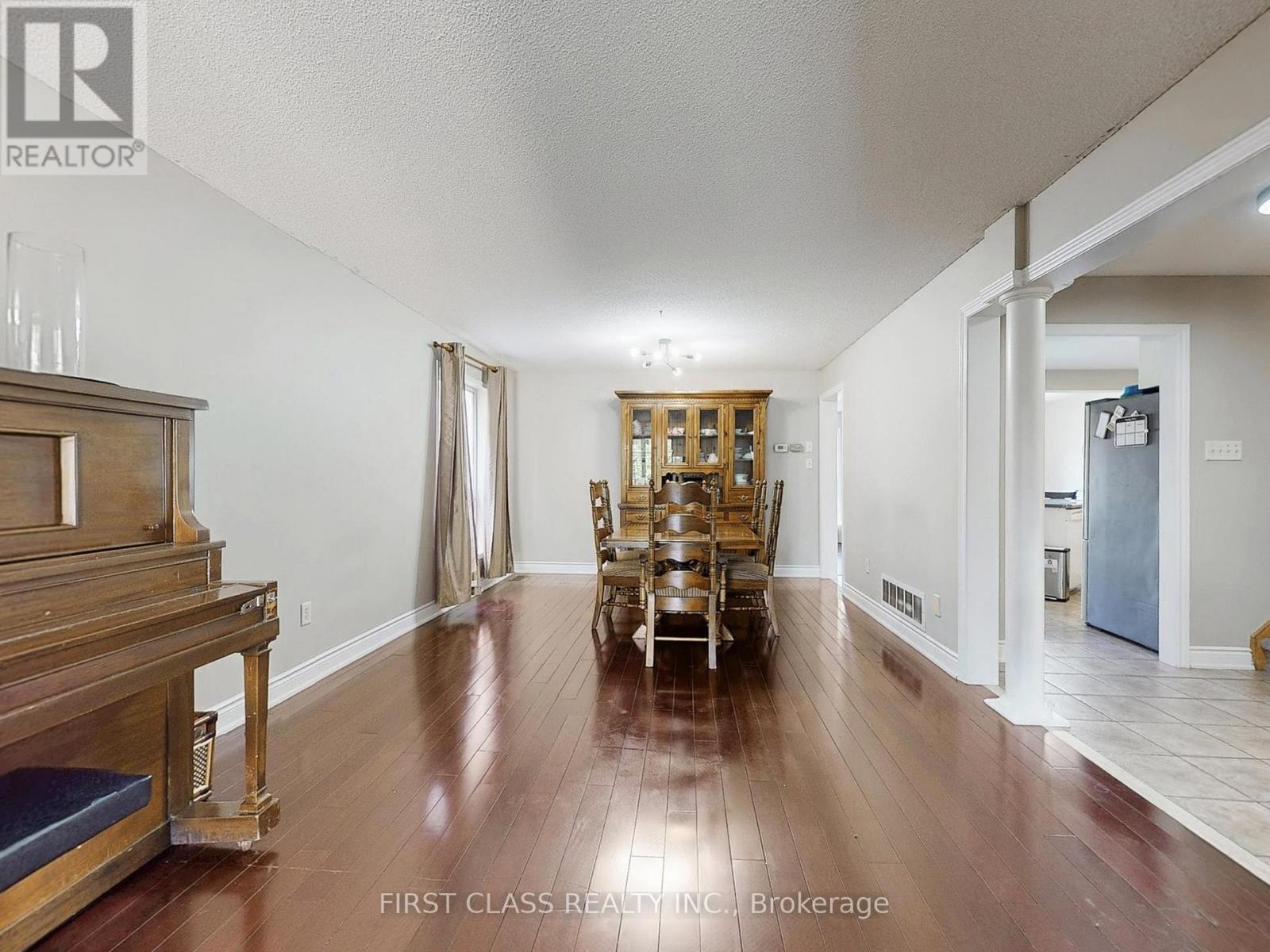 73 Porchlight Road, Brampton, Ontario  L6X 4S1 - Photo 6 - W12485243