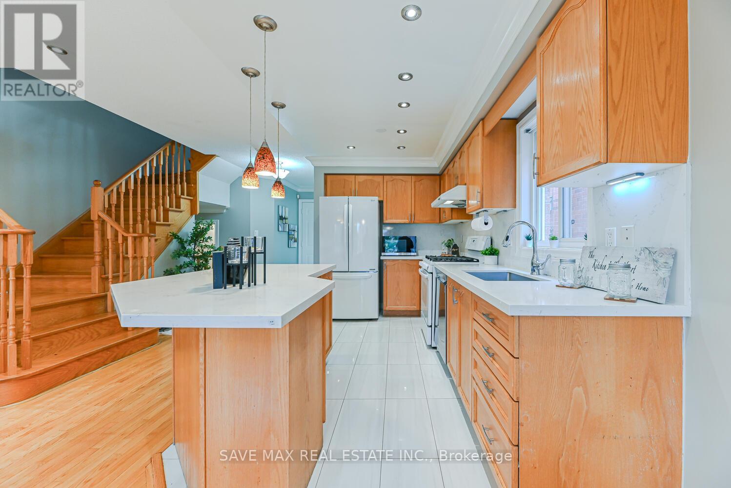 7343 Jaysnest Road, Mississauga, Ontario  L5N 8J1 - Photo 11 - W12485248