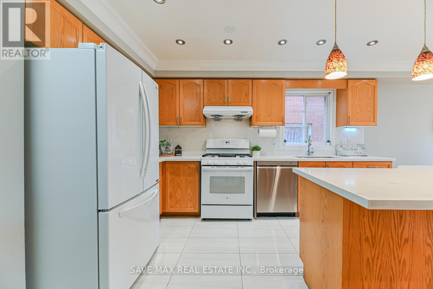 7343 Jaysnest Road, Mississauga, Ontario  L5N 8J1 - Photo 9 - W12485248