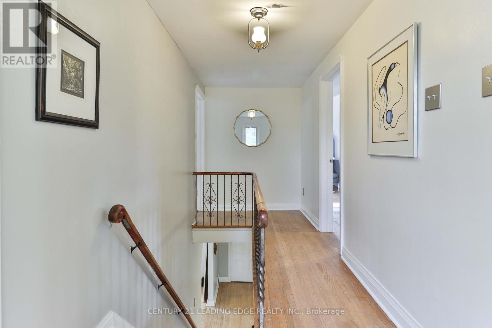 8 Landour Avenue, Toronto, Ontario  M6M 4J4 - Photo 16 - W12485253