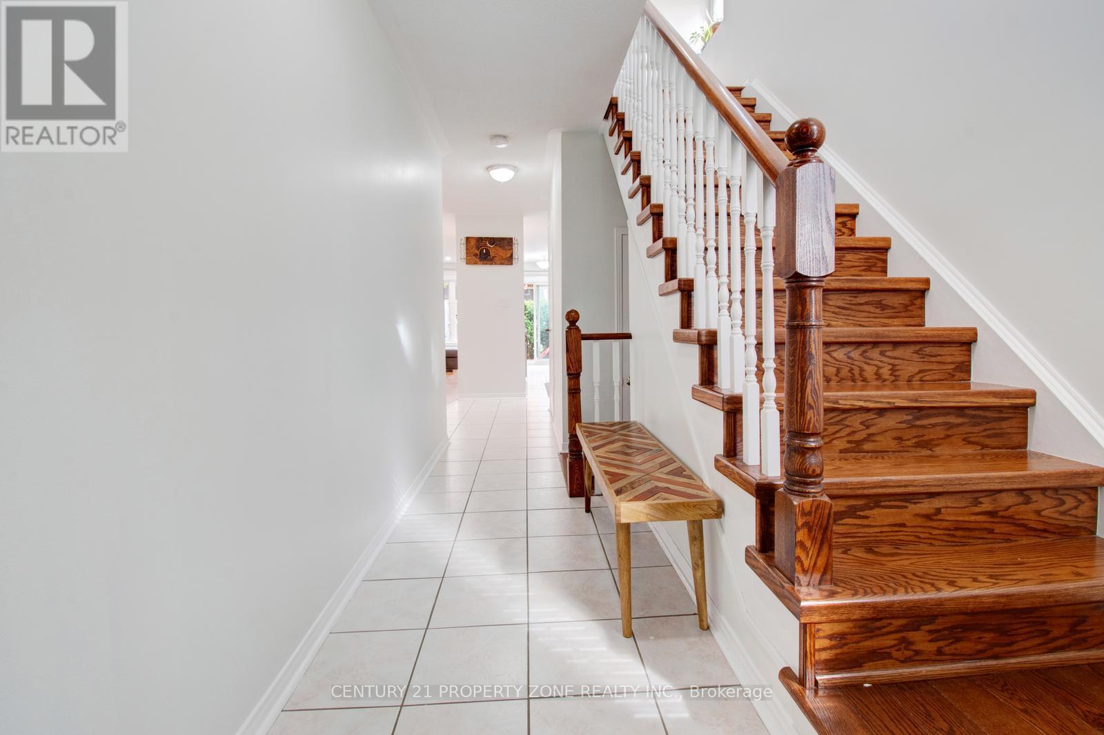 51 - 1575 South Parade Court, Mississauga, Ontario  L5M 6E9 - Photo 10 - W12485265