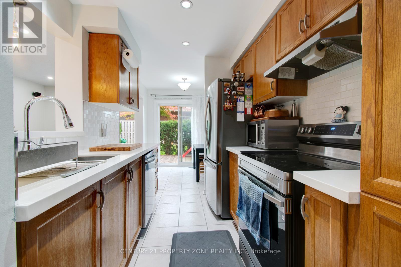 51 - 1575 South Parade Court, Mississauga, Ontario  L5M 6E9 - Photo 18 - W12485265