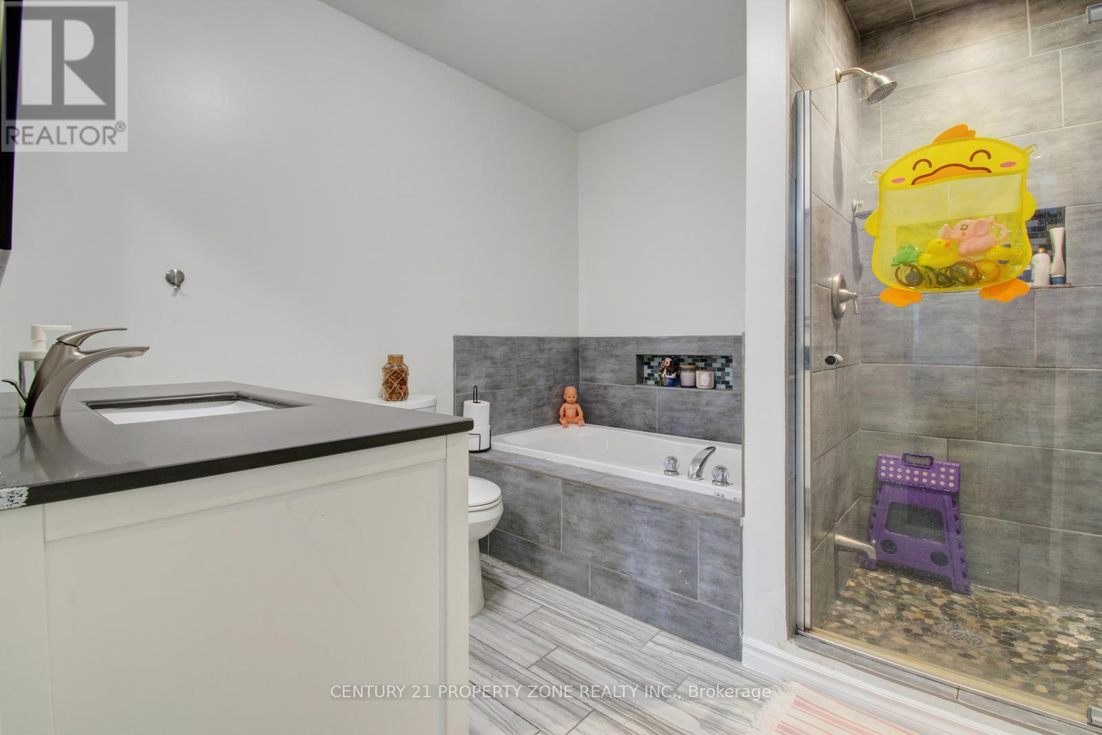 51 - 1575 South Parade Court, Mississauga, Ontario  L5M 6E9 - Photo 29 - W12485265