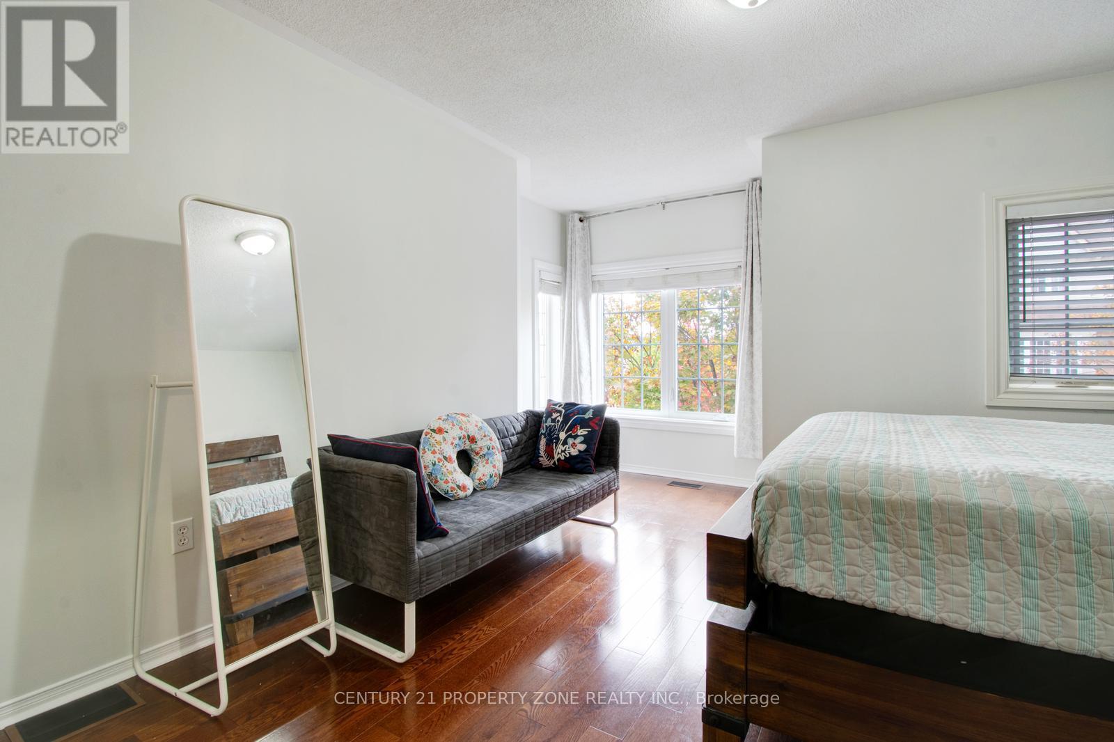 51 - 1575 South Parade Court, Mississauga, Ontario  L5M 6E9 - Photo 31 - W12485265