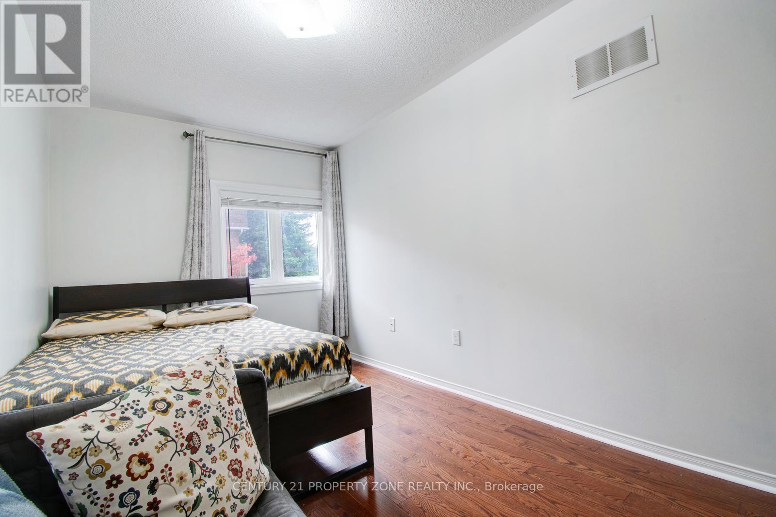 51 - 1575 South Parade Court, Mississauga, Ontario  L5M 6E9 - Photo 37 - W12485265