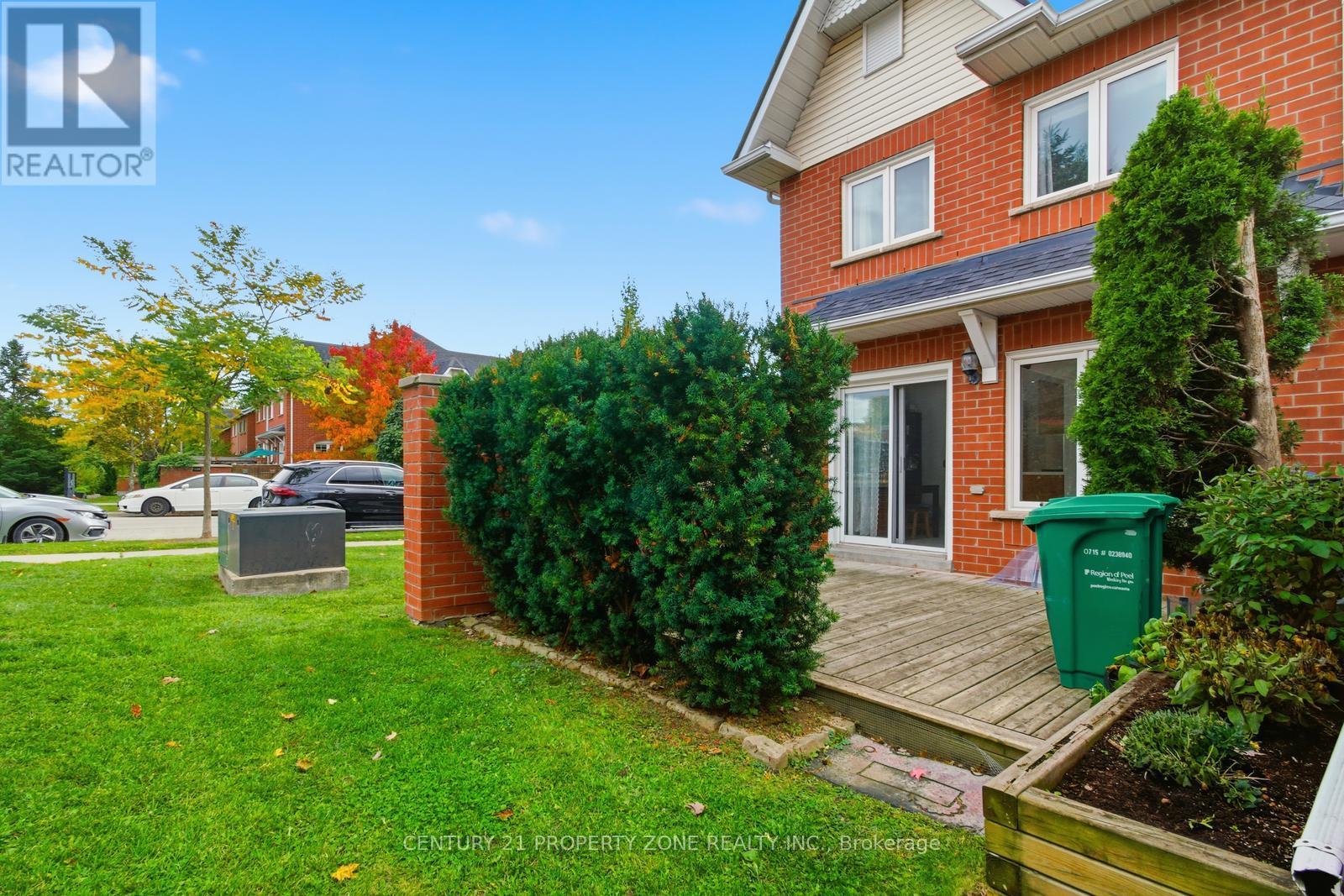 51 - 1575 South Parade Court, Mississauga, Ontario  L5M 6E9 - Photo 49 - W12485265