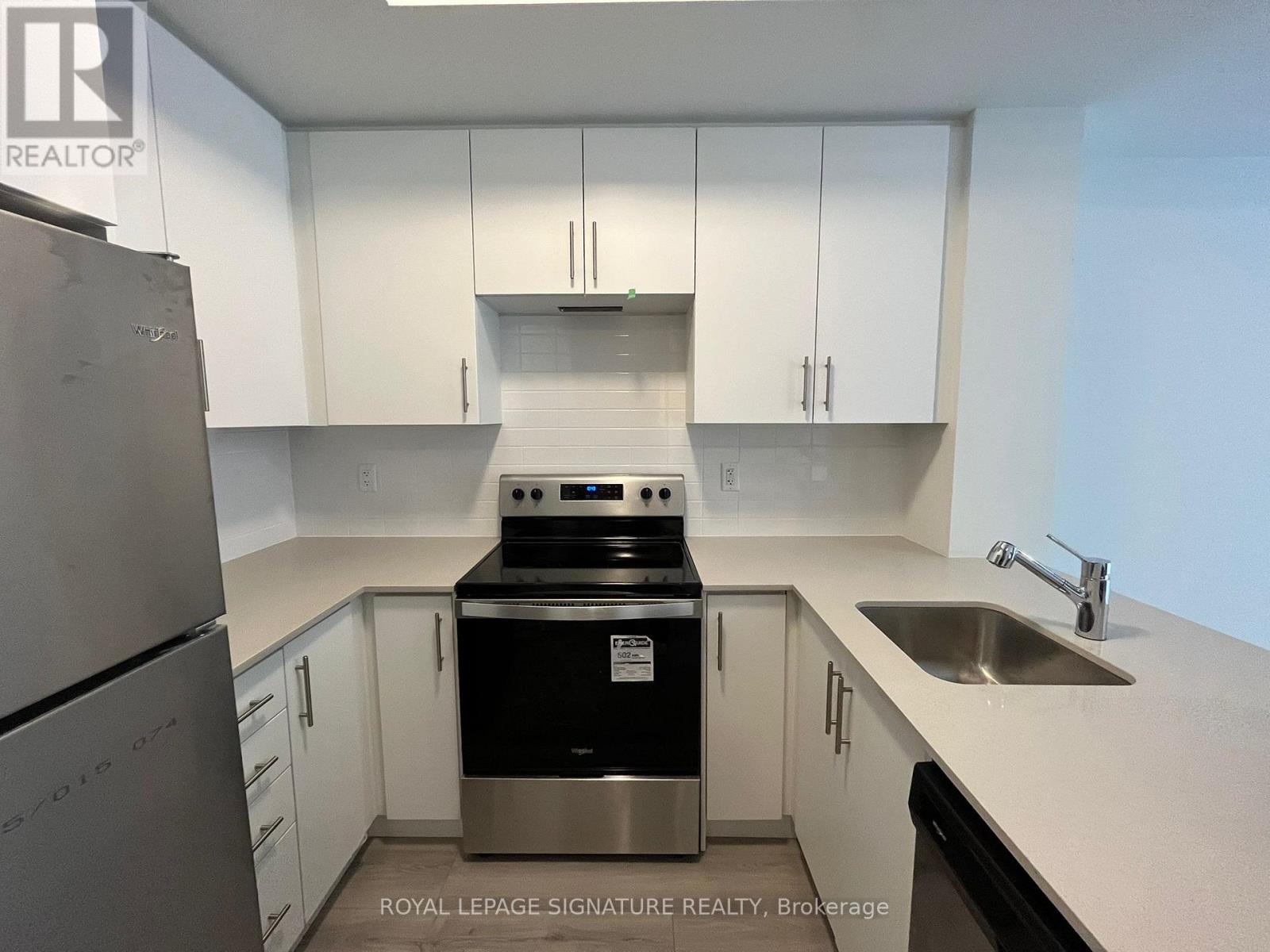 3 - 3409 Ridgeway Drive, Mississauga, Ontario  L5L 0B9 - Photo 6 - W12485272