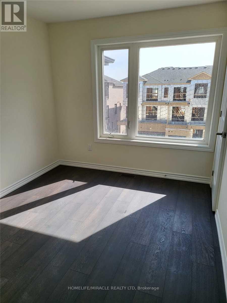 21 Purple Sage Drive, Brampton, Ontario  L6P 4N9 - Photo 12 - W12485282