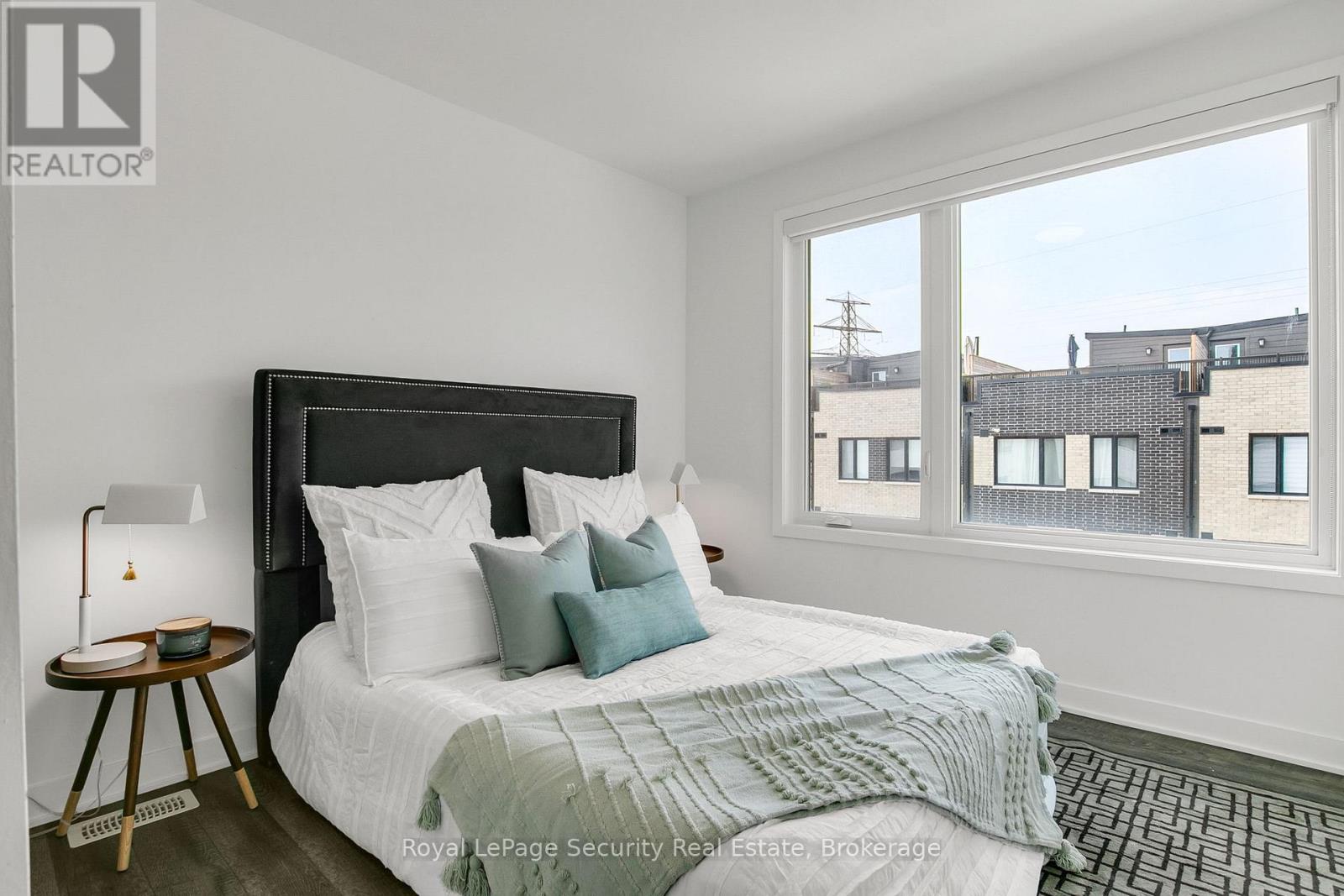 Th 22 - 40 Ed Clark Gardens, Toronto, Ontario  M6N 0B5 - Photo 23 - W12485286