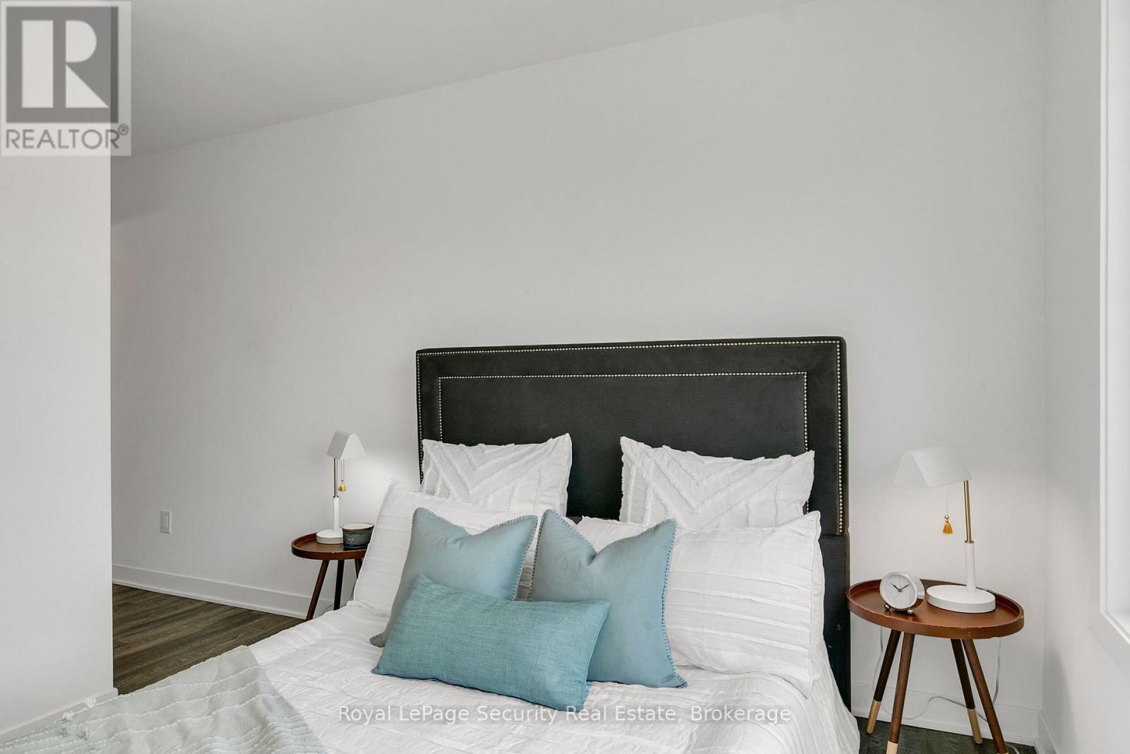 Th 22 - 40 Ed Clark Gardens, Toronto, Ontario  M6N 0B5 - Photo 24 - W12485286