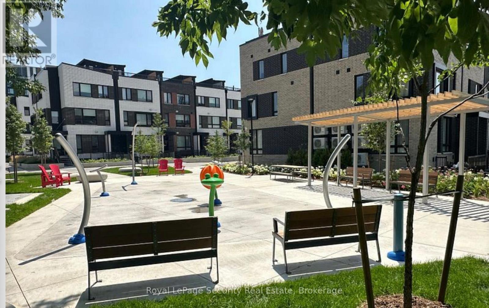 Th 22 - 40 Ed Clark Gardens, Toronto, Ontario  M6N 0B5 - Photo 44 - W12485286