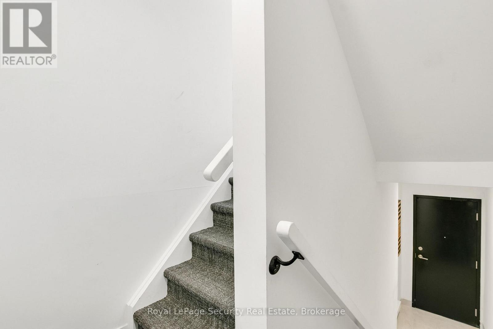 Th 22 - 40 Ed Clark Gardens, Toronto, Ontario  M6N 0B5 - Photo 9 - W12485286