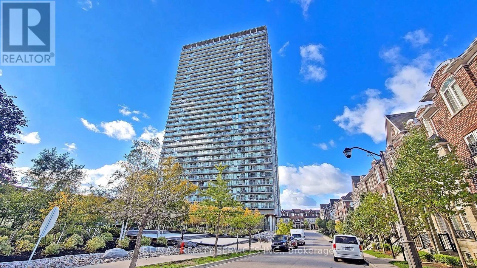 511 - 105 THE QUEENSWAY AVENUE, Toronto, Ontario