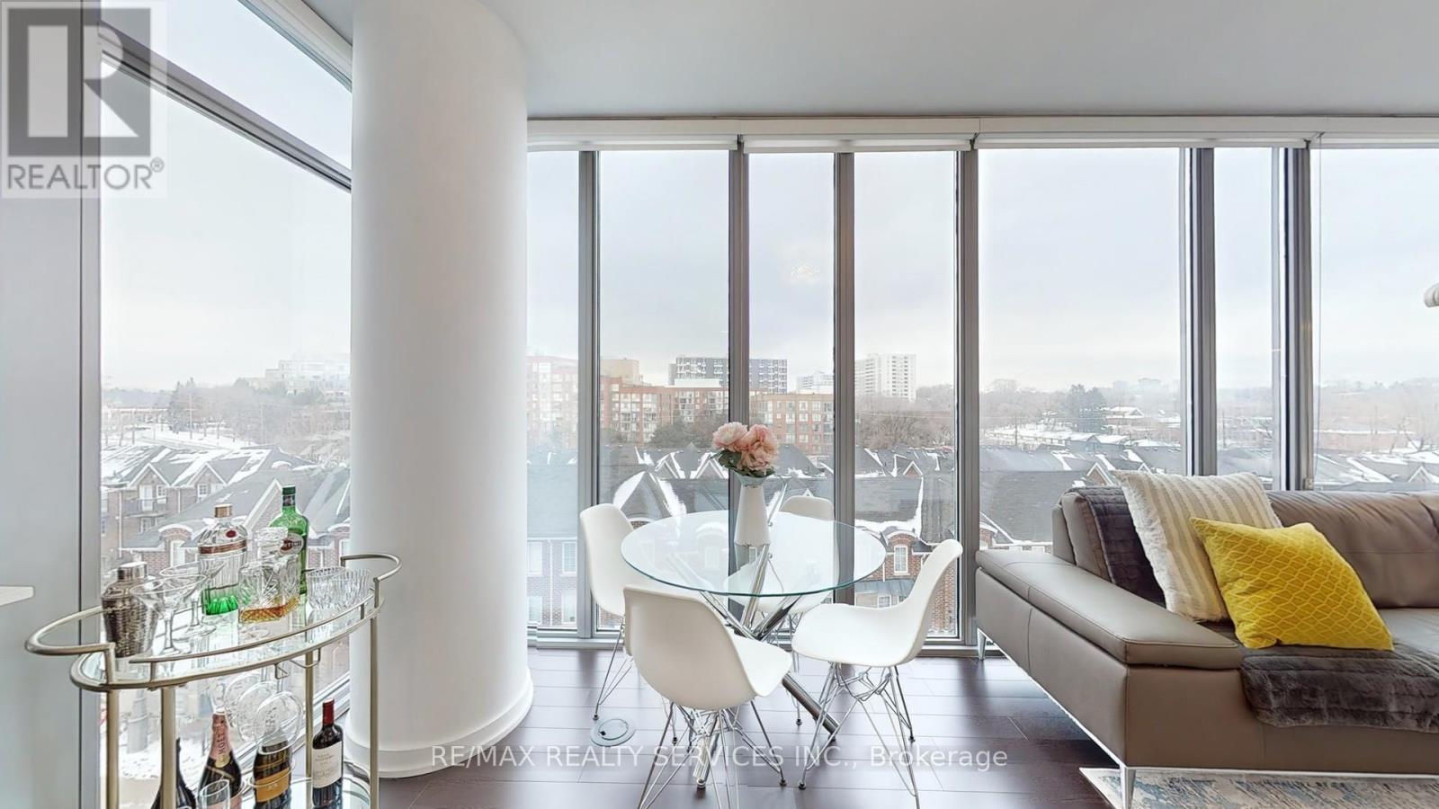 511 - 105 The Queensway Avenue, Toronto, Ontario  M6S 5B5 - Photo 12 - W12485300