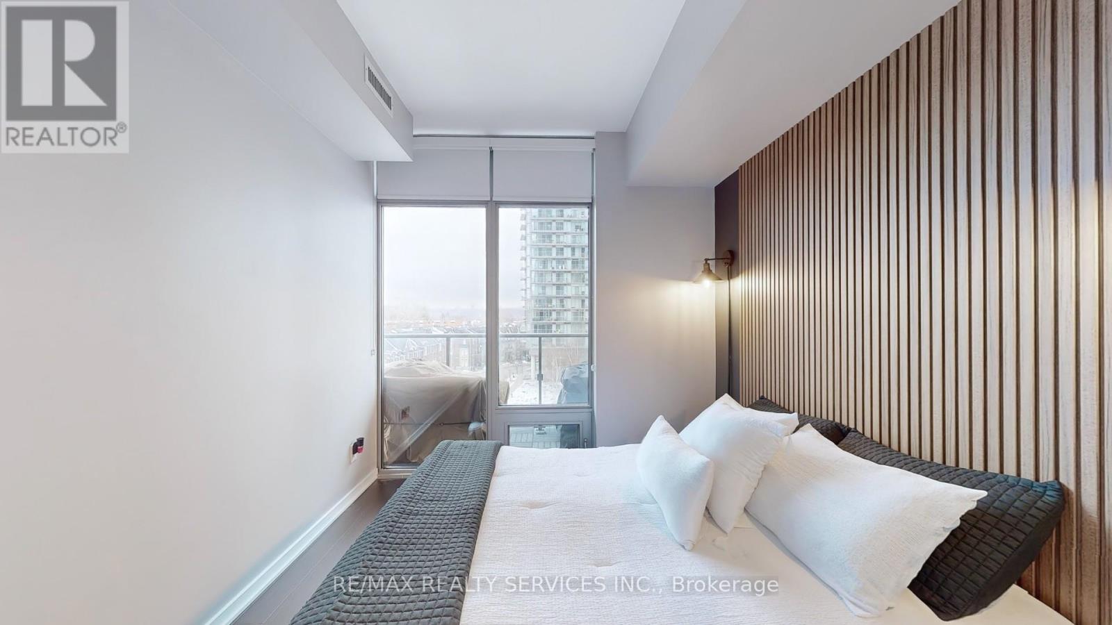 511 - 105 The Queensway Avenue, Toronto, Ontario  M6S 5B5 - Photo 21 - W12485300