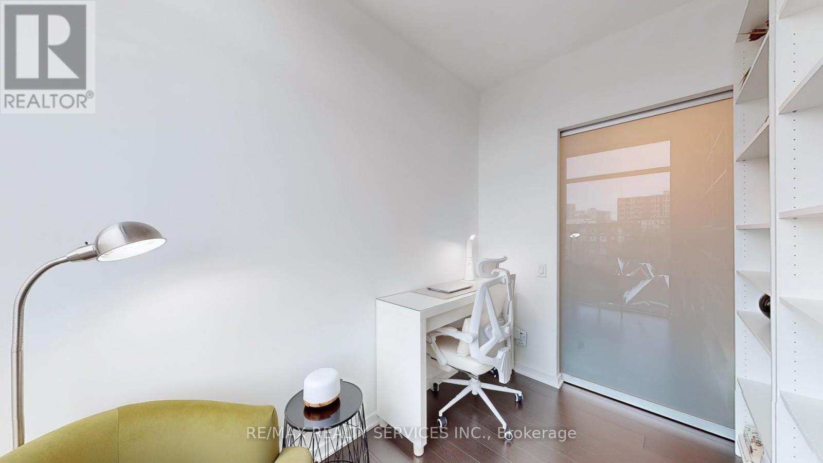 511 - 105 The Queensway Avenue, Toronto, Ontario  M6S 5B5 - Photo 25 - W12485300