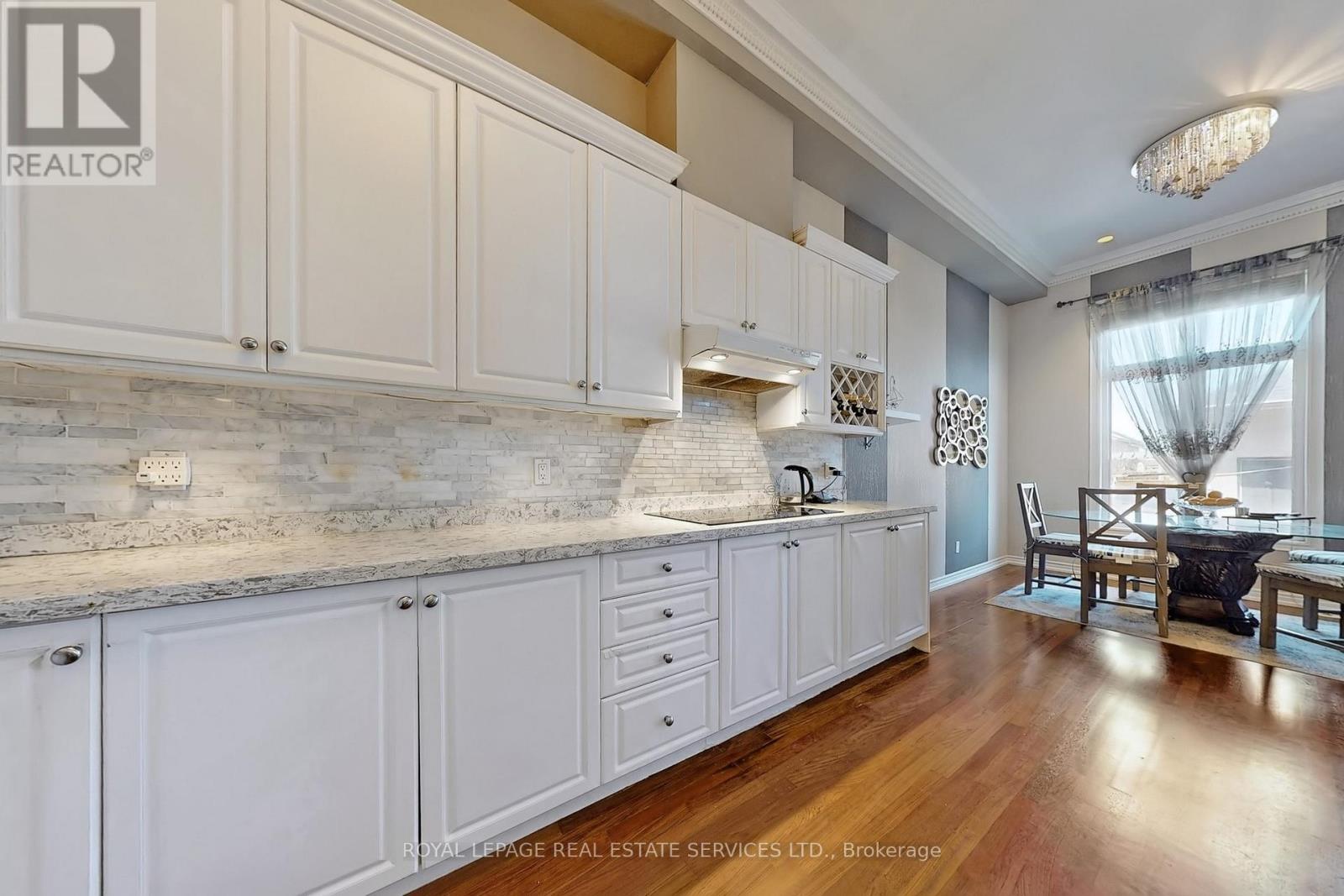 5861 Tenth Line W, Mississauga, Ontario  L5M 6V4 - Photo 10 - W12485305