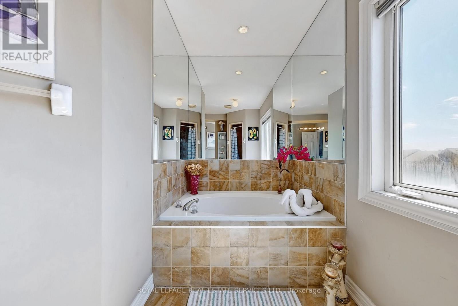 5861 Tenth Line W, Mississauga, Ontario  L5M 6V4 - Photo 27 - W12485305