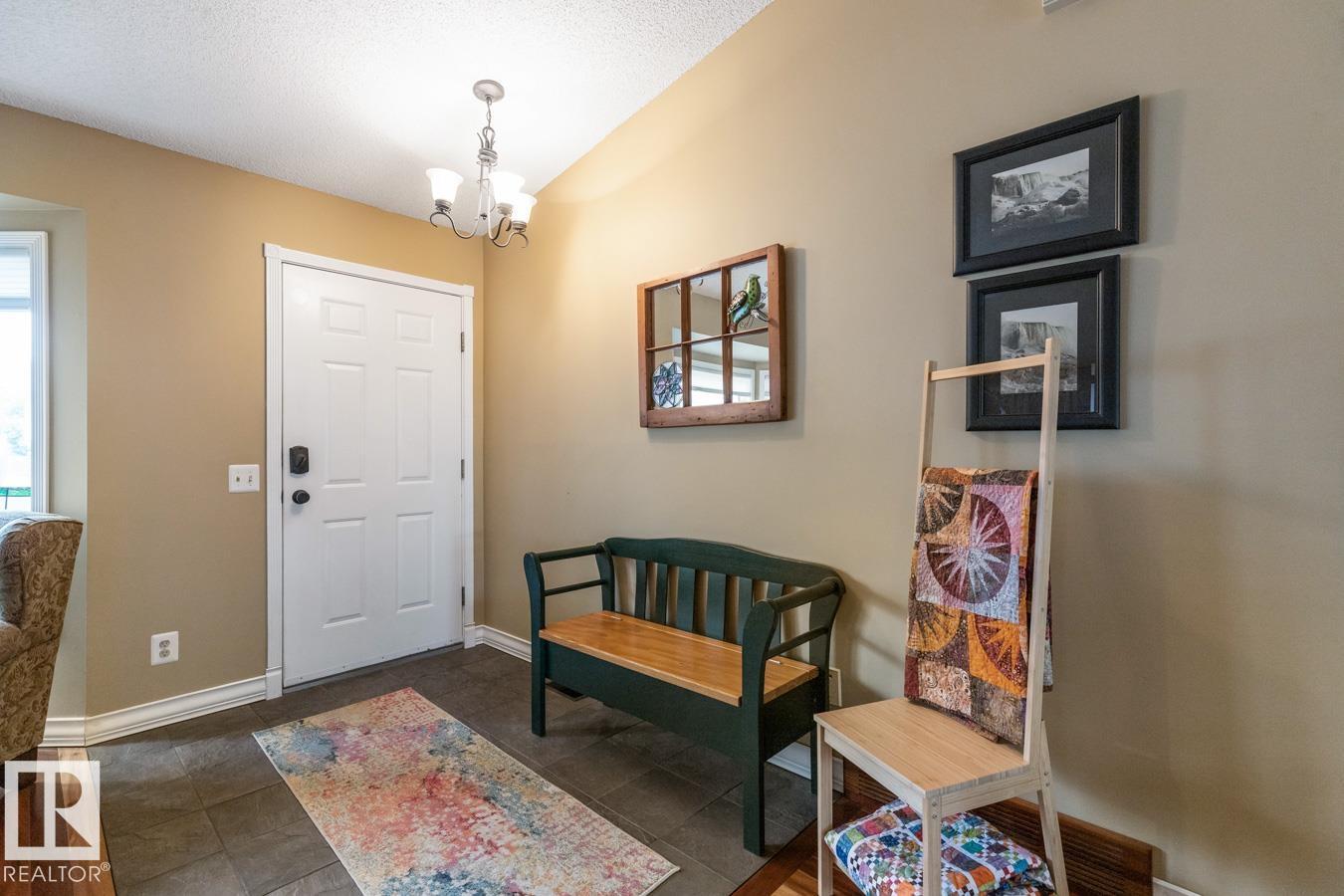 4631 10 Av Nw Nw, Edmonton, Alberta  T6L 4S2 - Photo 8 - E4462384