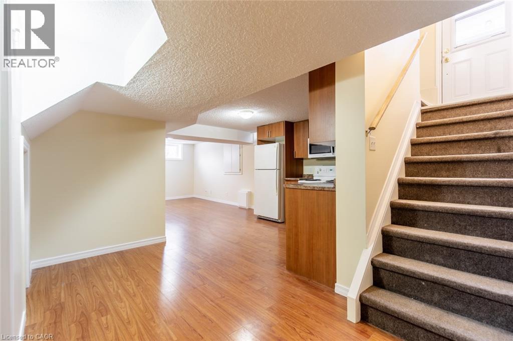 16 Garrow Drive, Hamilton, Ontario  L9C 6G9 - Photo 14 - 40781422