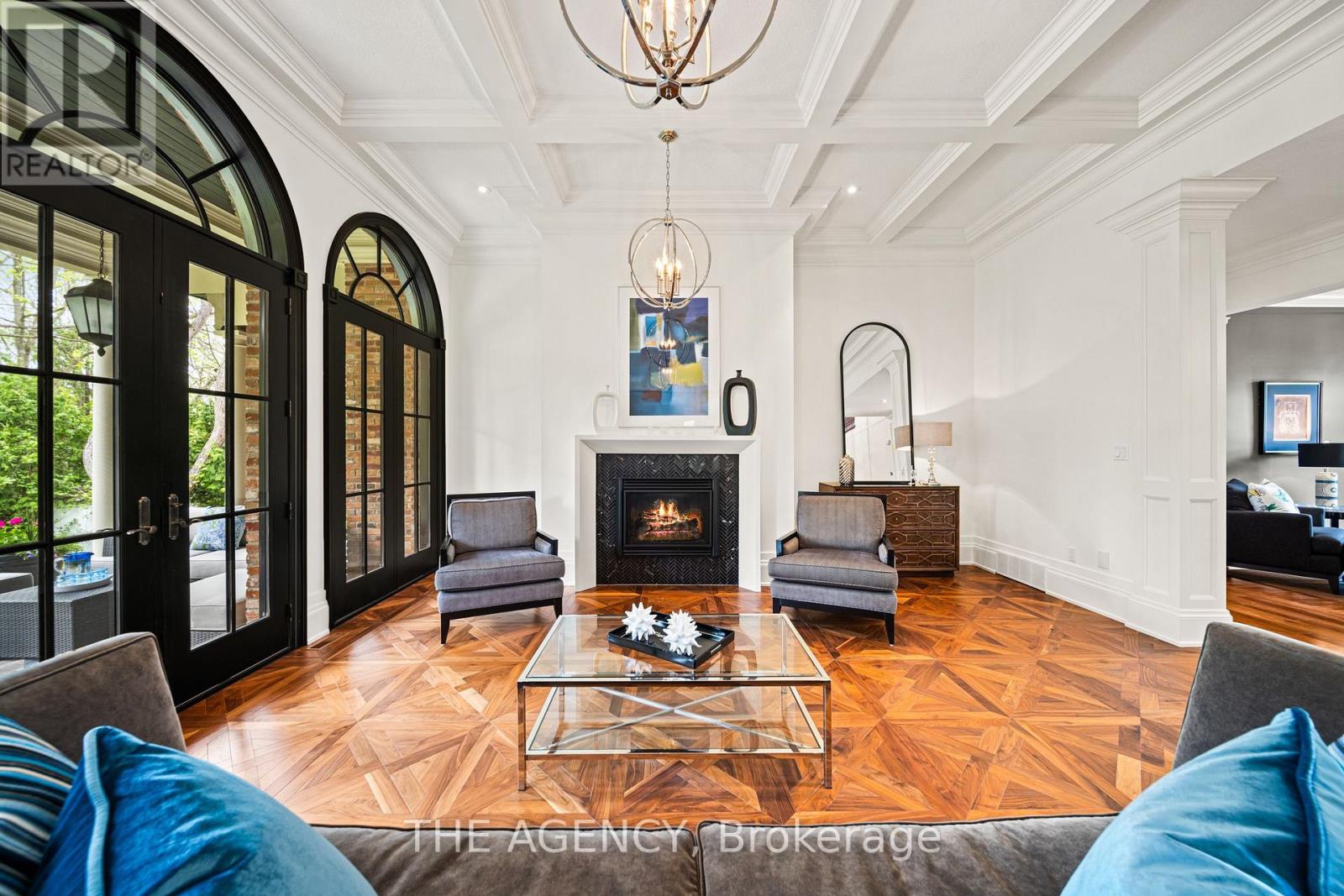 1577 Gloucester Road, London North (North A), Ontario  N6G 2S5 - Photo 7 - X12485236