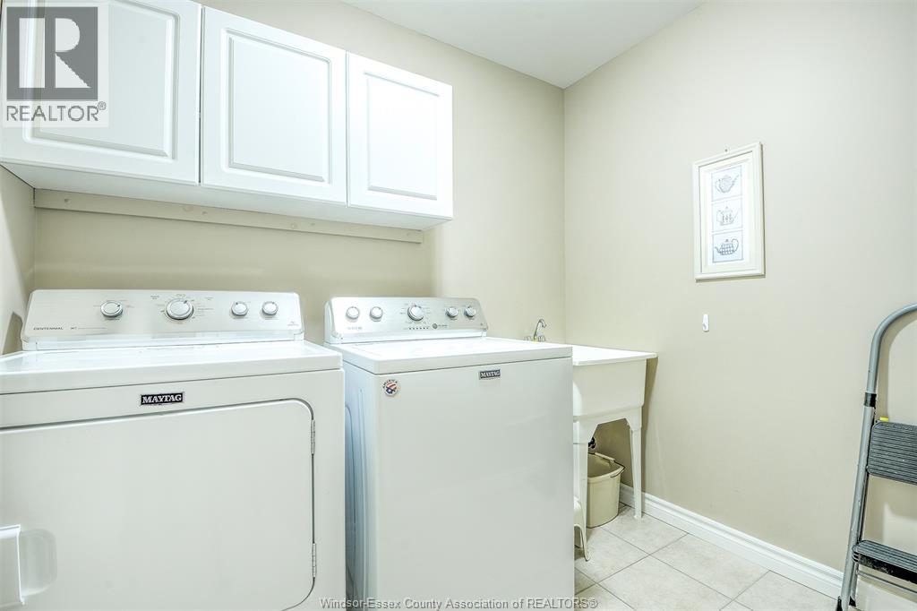 2067 Katella, Windsor, Ontario  N8P 0A4 - Photo 13 - 25027335