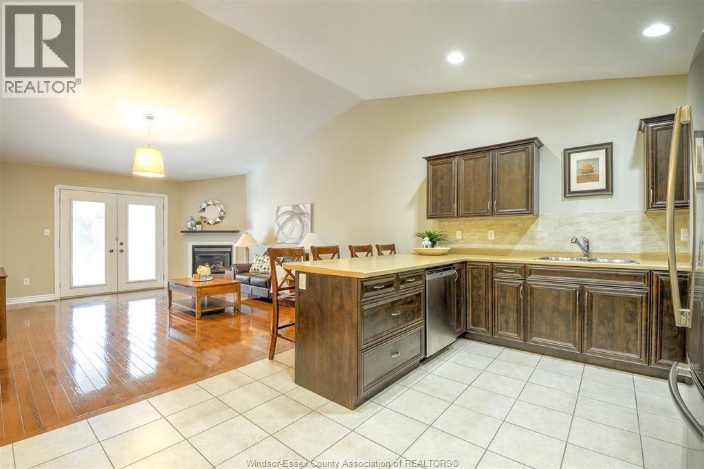 2067 Katella, Windsor, Ontario  N8P 0A4 - Photo 15 - 25027335