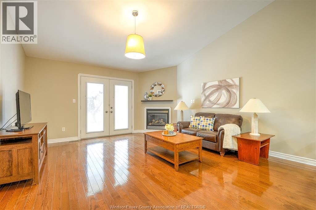 2067 Katella, Windsor, Ontario  N8P 0A4 - Photo 19 - 25027335