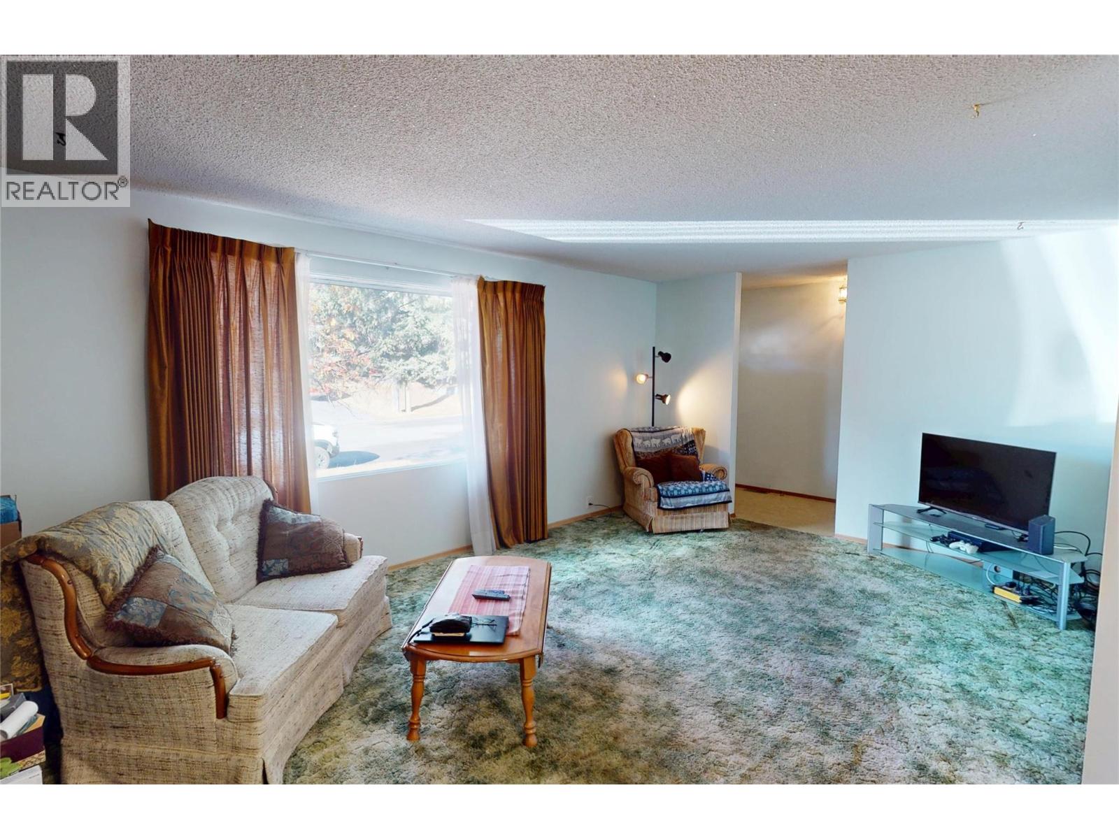 764 Fording Drive, Elkford, British Columbia  V0B 1H0 - Photo 10 - 10366783