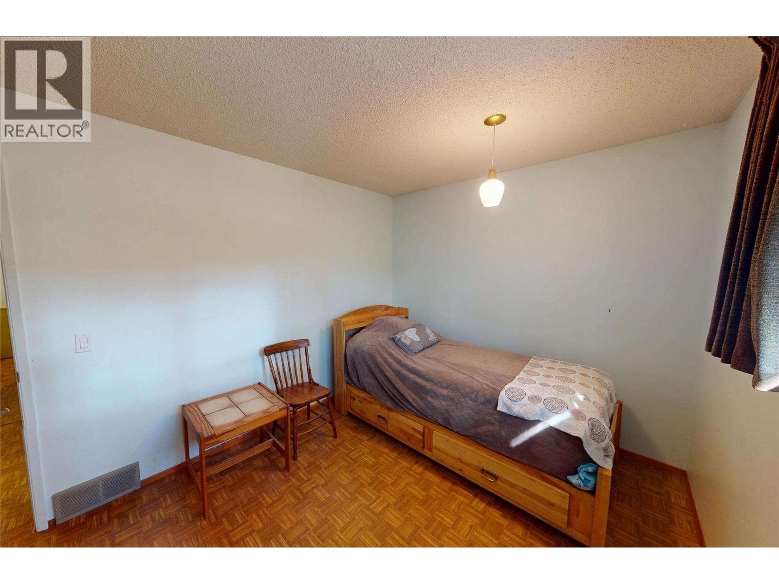 764 Fording Drive, Elkford, British Columbia  V0B 1H0 - Photo 17 - 10366783