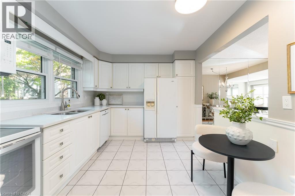 2252 Upper Middle Road Unit# 6, Burlington, Ontario  L7P 2Z9 - Photo 9 - 40783687