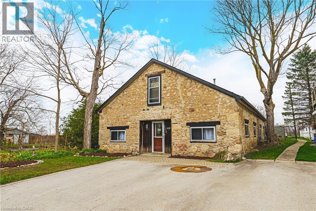 110 Freelton Road, Flamborough, Ontario  L8B 0Z3 - Photo 3 - 40782473