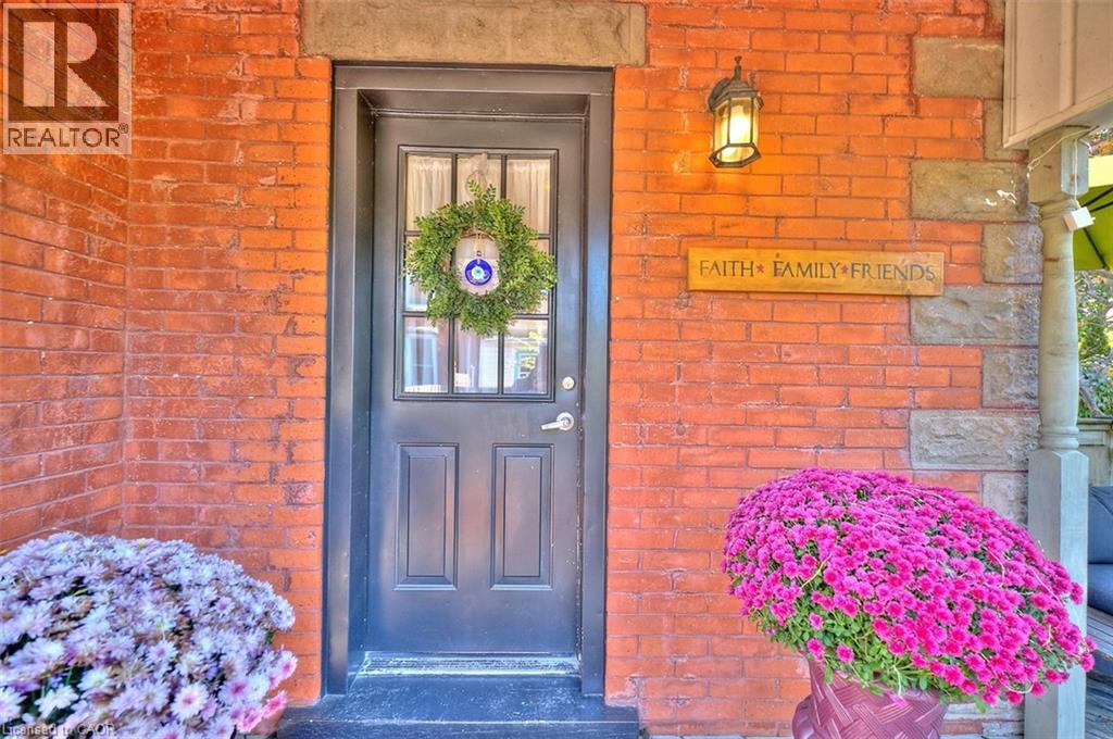 312 Clarence Street, Port Colborne, Ontario  L3K 3G8 - Photo 2 - 40782389