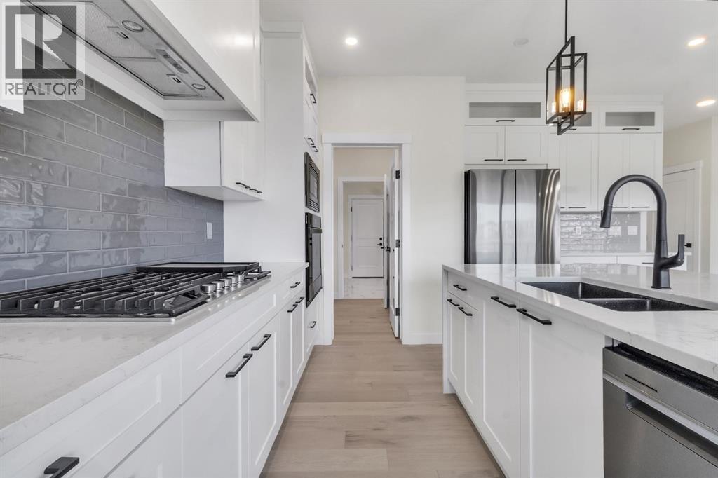 14 Ranchers Meadows, Okotoks, Alberta  T1S 0P5 - Photo 4 - A2228529