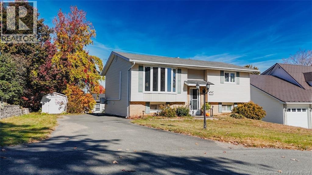 120 Wilson Street, Woodstock, New Brunswick  E7M 3A3 - Photo 3 - NB127567