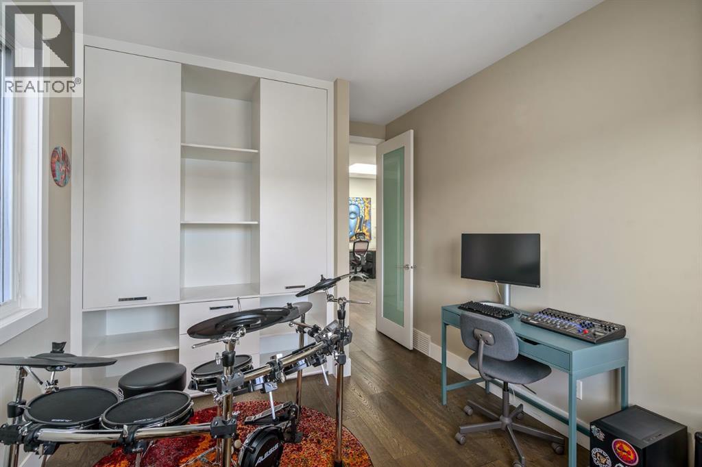 222 10 Street Ne, Calgary, Alberta  T2H 4M1 - Photo 32 - A2258276