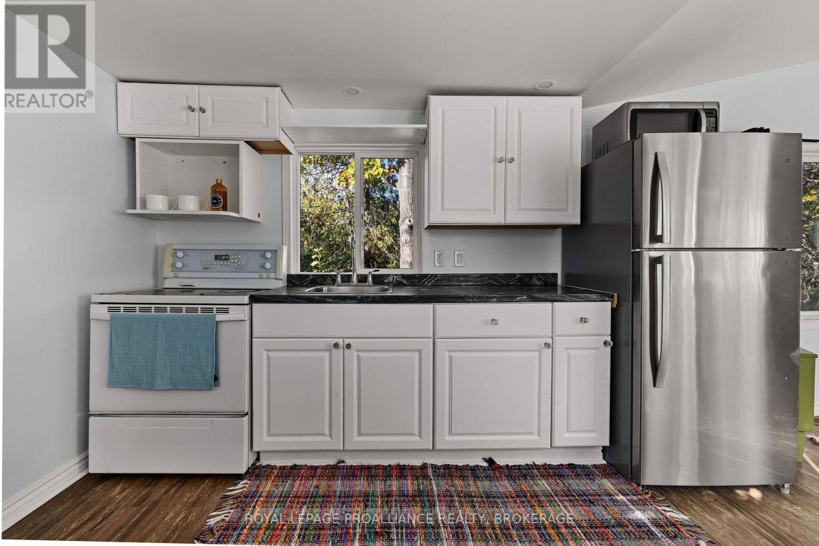 17 - 5569 Bath Road, Loyalist (Lennox And Addington - South), Ontario  K0H 1G0 - Photo 11 - X12485445