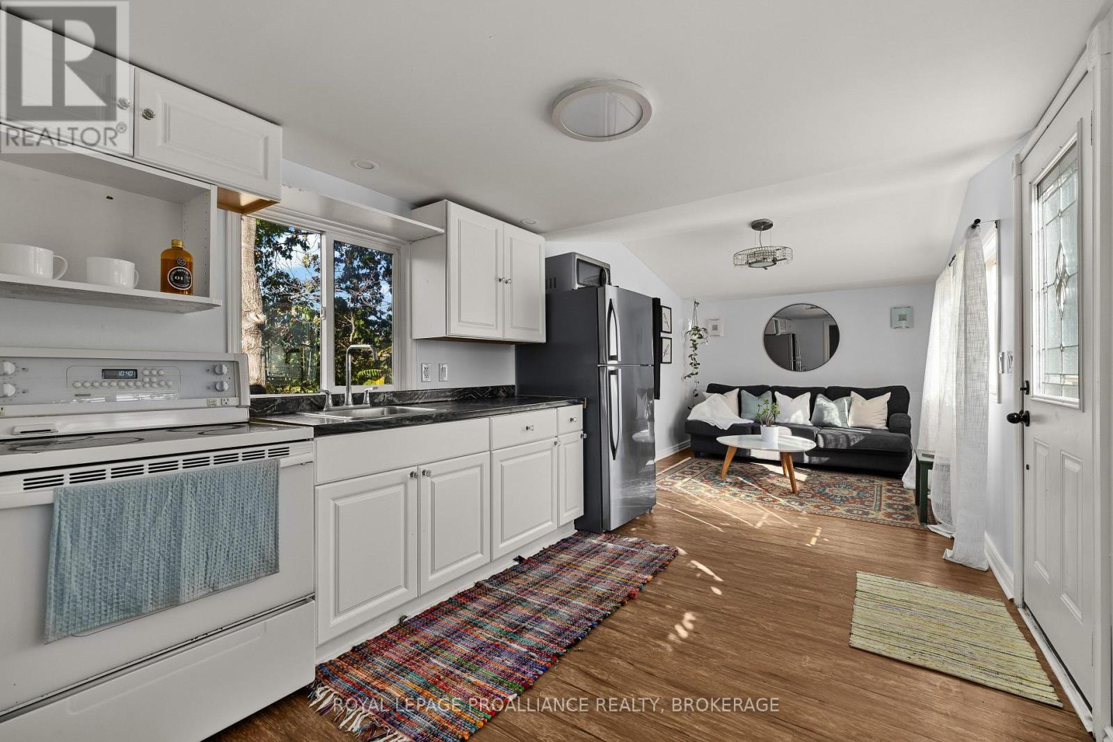 17 - 5569 Bath Road, Loyalist (Lennox And Addington - South), Ontario  K0H 1G0 - Photo 7 - X12485445