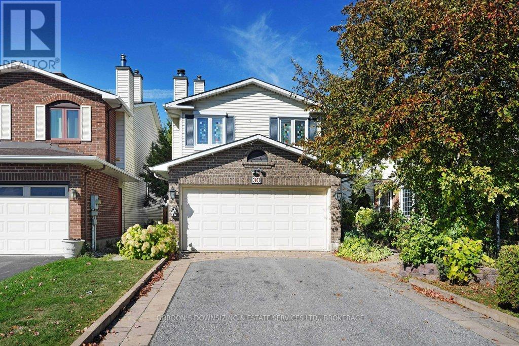 30 Chickasaw Crescent, Ottawa, Ontario  K2M 1M5 - Photo 2 - X12485489