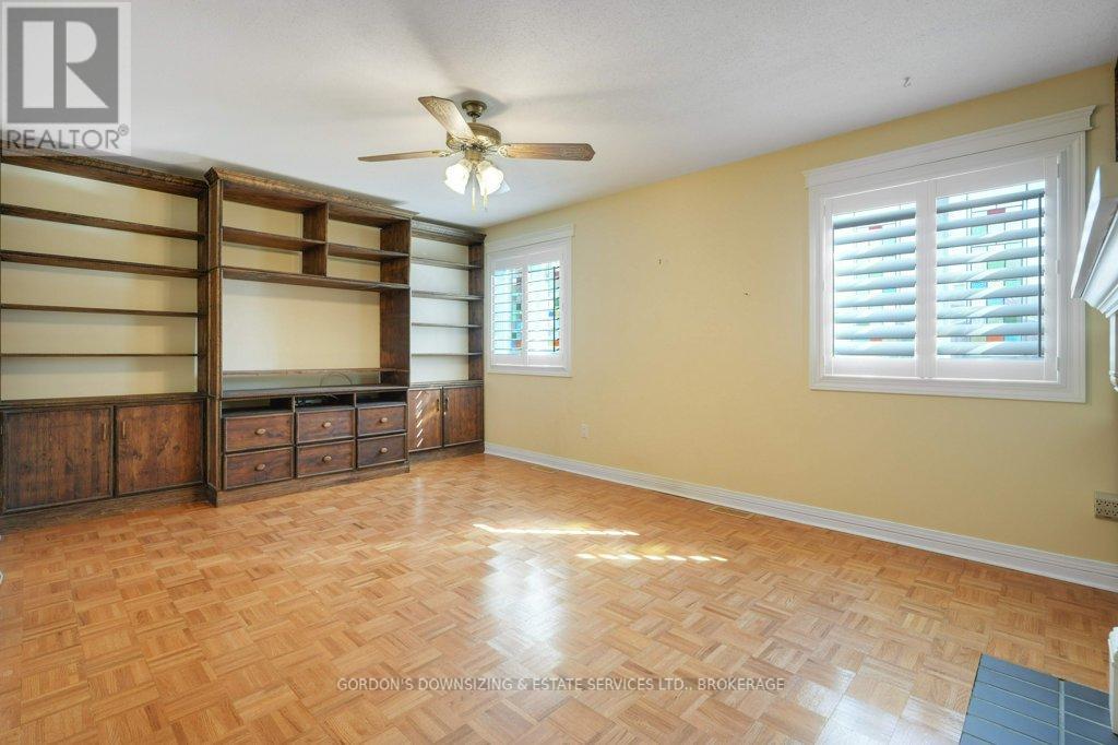 30 Chickasaw Crescent, Ottawa, Ontario  K2M 1M5 - Photo 26 - X12485489