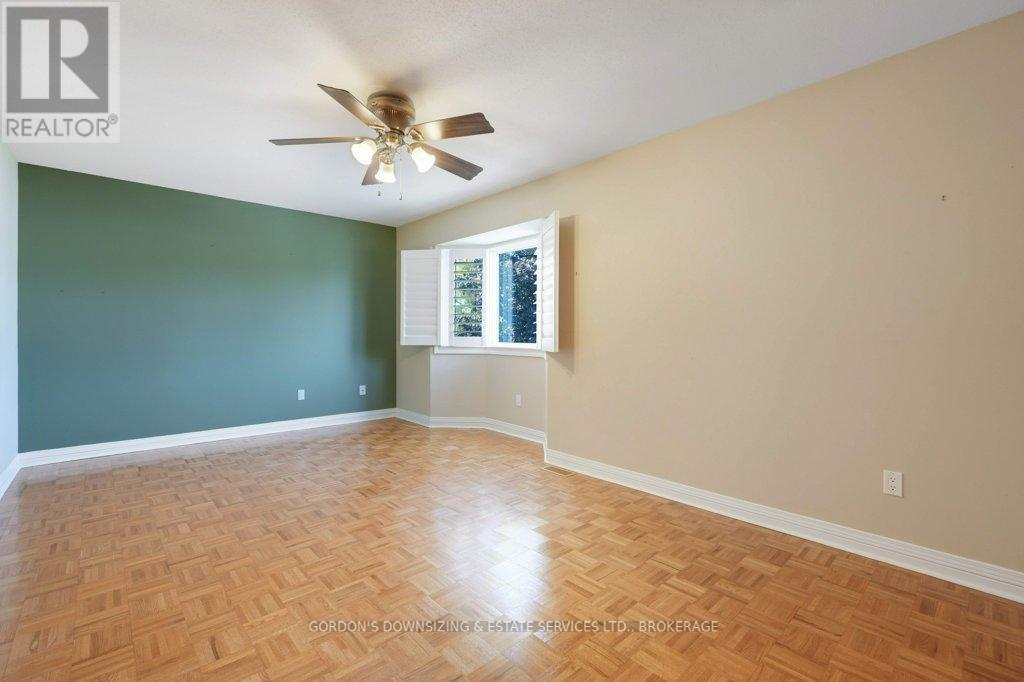 30 Chickasaw Crescent, Ottawa, Ontario  K2M 1M5 - Photo 37 - X12485489