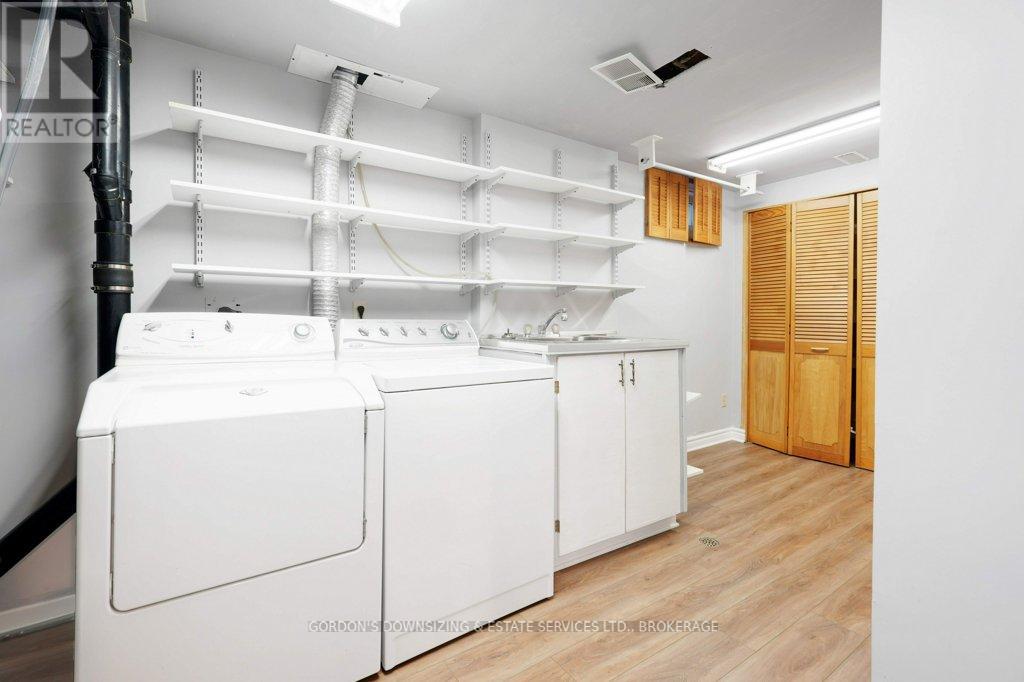 30 Chickasaw Crescent, Ottawa, Ontario  K2M 1M5 - Photo 42 - X12485489