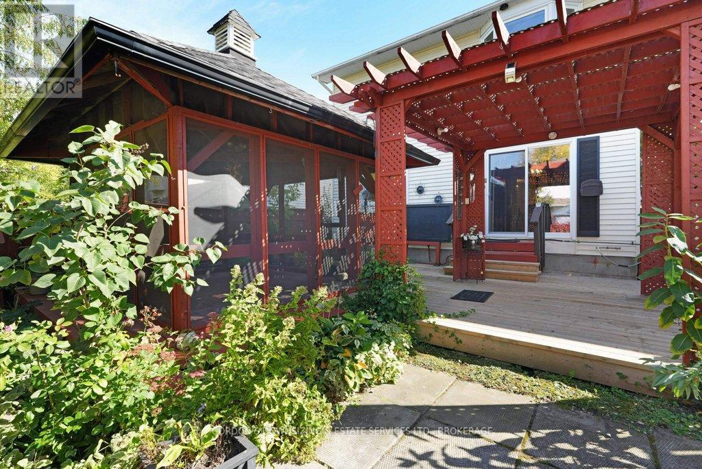 30 Chickasaw Crescent, Ottawa, Ontario  K2M 1M5 - Photo 45 - X12485489